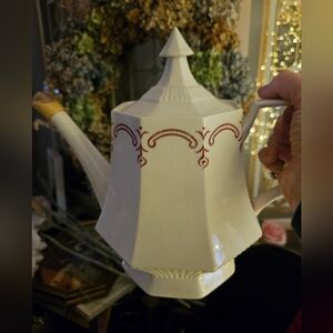 Independence Ironstone White and Red Teapot